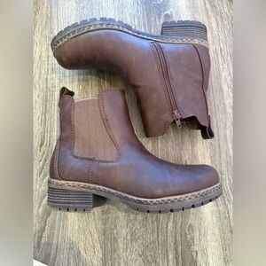 Women’s boots